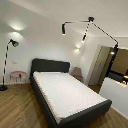 Enescu Flat Apartman Szucsáva Kültér fotó